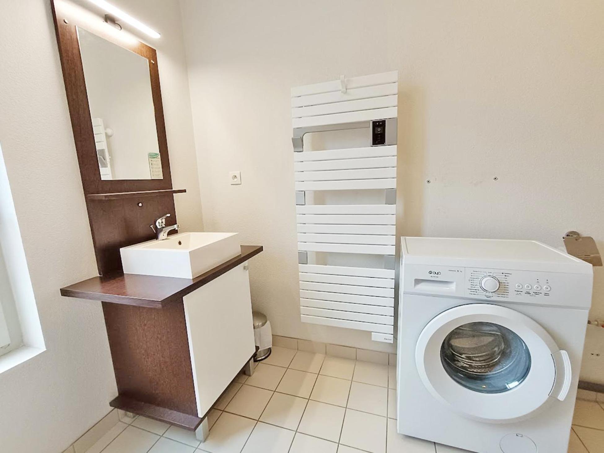 Il Etait Une Fois Luchon, T2, Centre Luchon, Wifi, Casier A Skis, Ascenseur, 4 Personnes Apartment Bagneres-de-Luchon Ngoại thất bức ảnh